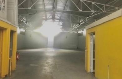 Location Entrepot 1090m² Pointe-à-Pitre