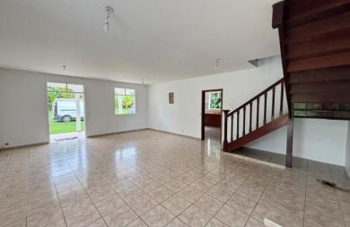 Location Maison 194.58m&sup2; 5 pièces Capesterre Belle Eau