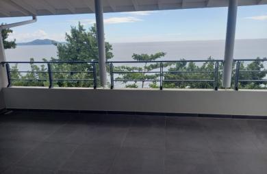 VIEUX FORT : Résidence La Rose Des Vents,  Le Sextant, T4 DPLEX + Bureau No13