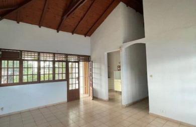 Vente Maison 140m&sup2; 6 pièces Baie Mahault