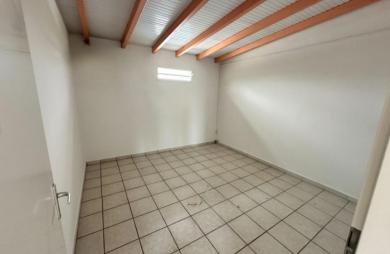 Location Bureaux 37m&sup2; Saint François