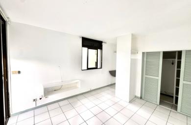 Studio à deux pas de la plage du bas du fort