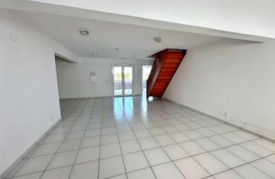 Location Bureaux 96m&sup2; Saint François