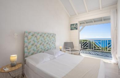 Bouillante Exceptionnel ensemble immobilier de 6 appartements avec Vue Imprenable sur la mer !