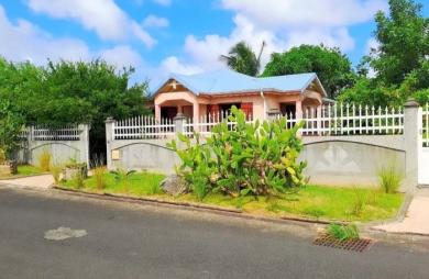 Vente Maison 78m&sup2; 4 pièces Anse-Bertrand