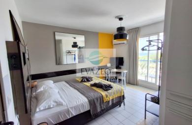 Studio meublé 20m2  - piscine- SAINT-FRANÇOIS