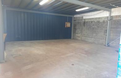 À louer - Dépôt 80 m2 - Jarry