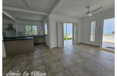 Vente Maison 79m&sup2; 4 pièces Bouillante