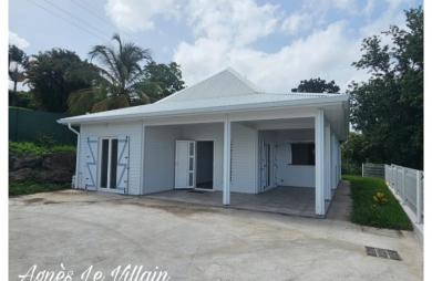 Vente Maison 79m&sup2; 4 pièces Bouillante