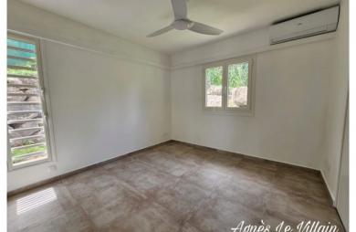 Vente Maison 79m&sup2; 4 pièces Bouillante