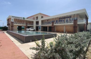 À LOUER LOCAL COMMERCIAL DE 30M2 TRÈS BIEN PLACÉ AU MOULE