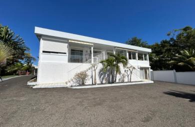 Vente Immeuble 500m&sup2; 11 pièces Sainte Anne