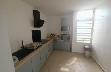 Appartement 4 pièces moderne entièrement rénové d