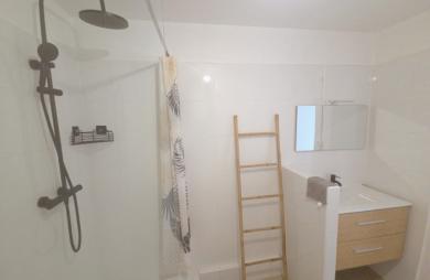 Appartement 4 pièces moderne entièrement rénové d