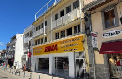 Local commercial brut de 400 m2   2e étage   avec ascenceur
