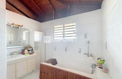 Vente Maison 160m² 7 pièces Capesterre Belle Eau