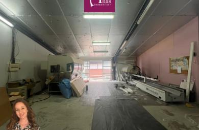 À louer - Entrepôt 210 m2 - Belle hauteur sous plafond - ARNOUVILLE