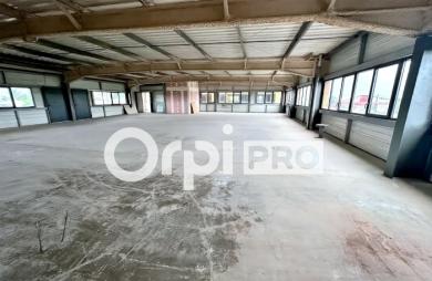 Location Divers 317m&sup2; Saint François