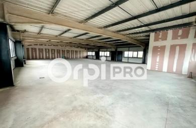Location Divers 317m&sup2; Saint François