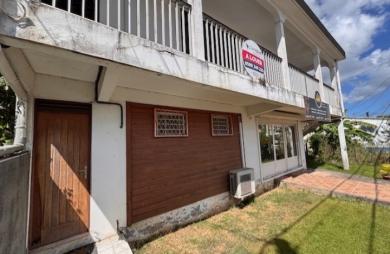Local professionnel aux Abymes - LONGFORT IMMOBILIER