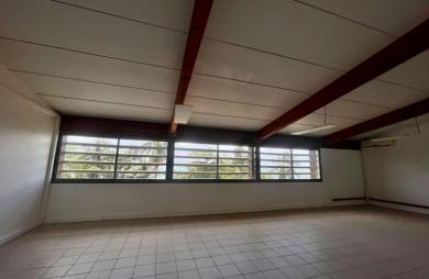 Vente Bureaux 158m² Capesterre Belle Eau