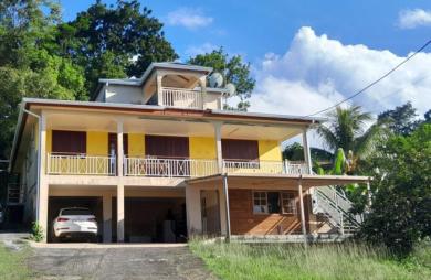 Vente Maison 220.84m&sup2; 6 pièces Deshaies