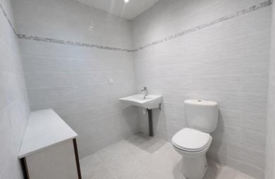 À louer -  salle de consultation 9 m2   Cabinet médical à Pointe-à-Pitre   Proche boulevard Légitimus