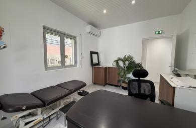 À louer - salle de consultation 12,57 m2   Cabinet médical à Pointe-à-Pitre   Proche boulevard Légitimus