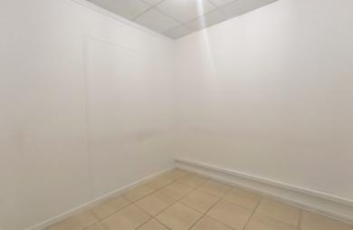 Local de 92m2 à Nolivier  - au 1er étage sans ascenseur