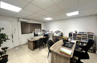 Vente Bureaux 66.17m² Baie Mahault