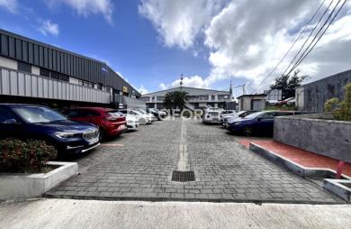 Vente Bureaux 66.17m² Baie Mahault