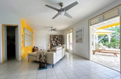 Vente Maison T5 Sainte-Rose La Boucan - Piscine . Investissement stragtégique.