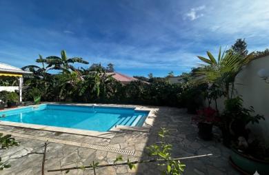 Vente Maison T5 Sainte-Rose La Boucan - Piscine . Investissement stragtégique.