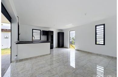 Vente Maison 78m&sup2; 4 pièces Baie Mahault