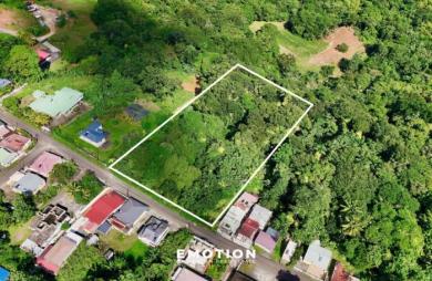 TERRAIN PLAT   Route Sainte-Rose   5 753 m2 Exclusivité