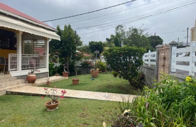 BASSE-TERRE Maison T4 clé en main avec 2 logements indépendants   Proche hôpital et commodités- aucun travaux