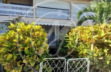 Vente Appartement 29.34m&sup2; 1 pièce Les Abymes