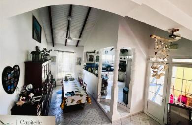MAISON d