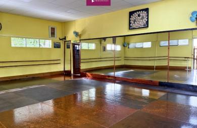 À VENDRE   École de danse emblématique de Basse-Terre   35 ans d