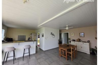 Vente Maison 94m&sup2; 4 pièces Bouillante