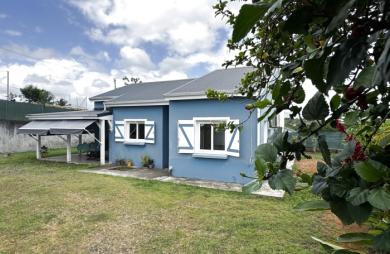 Charmante villa de 4 pièces en vente au Lamentin