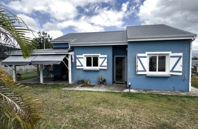 Charmante villa de 4 pièces en vente au Lamentin