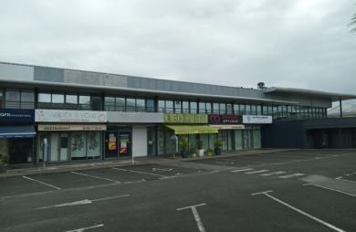 LOCAL COMMERCIAL  - 47m2 - JARRY 97122 BAIE-MAHAULT