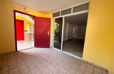 OFFRE A NE PAS RATER : APPARTEMENT À VENDRE À STE ROSE