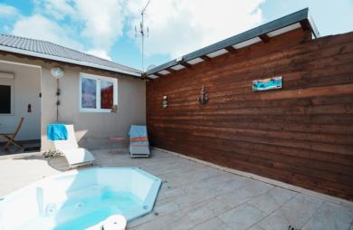 Ensemble Immobilier de Prestige à Anse à la Barque, Guadeloupe