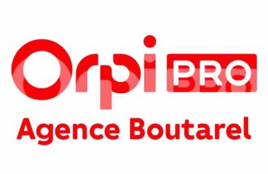 A louer aux ABYMES avec ORPI BOUTAREL un dépôt d environ 147m2