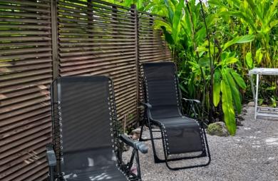 T2 indépendant avec terrasse   Secteur de la Toubana à 2 pas de la plage