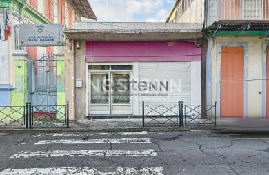Vente Local commercial 132.29m² 9 pièces Pointe-à-Pitre