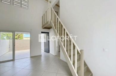 Location Appartement 88m² 4 pièces Baie Mahault