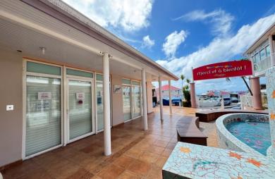 Vente Local commercial 50m&sup2; 3 pièces Saint François